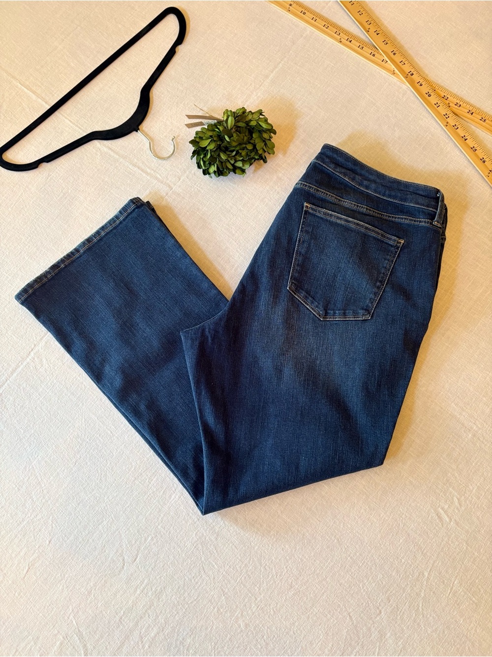 St. John's Bay Dark Blue Women’s Mid-rise Bootcut Jeans Sz 18